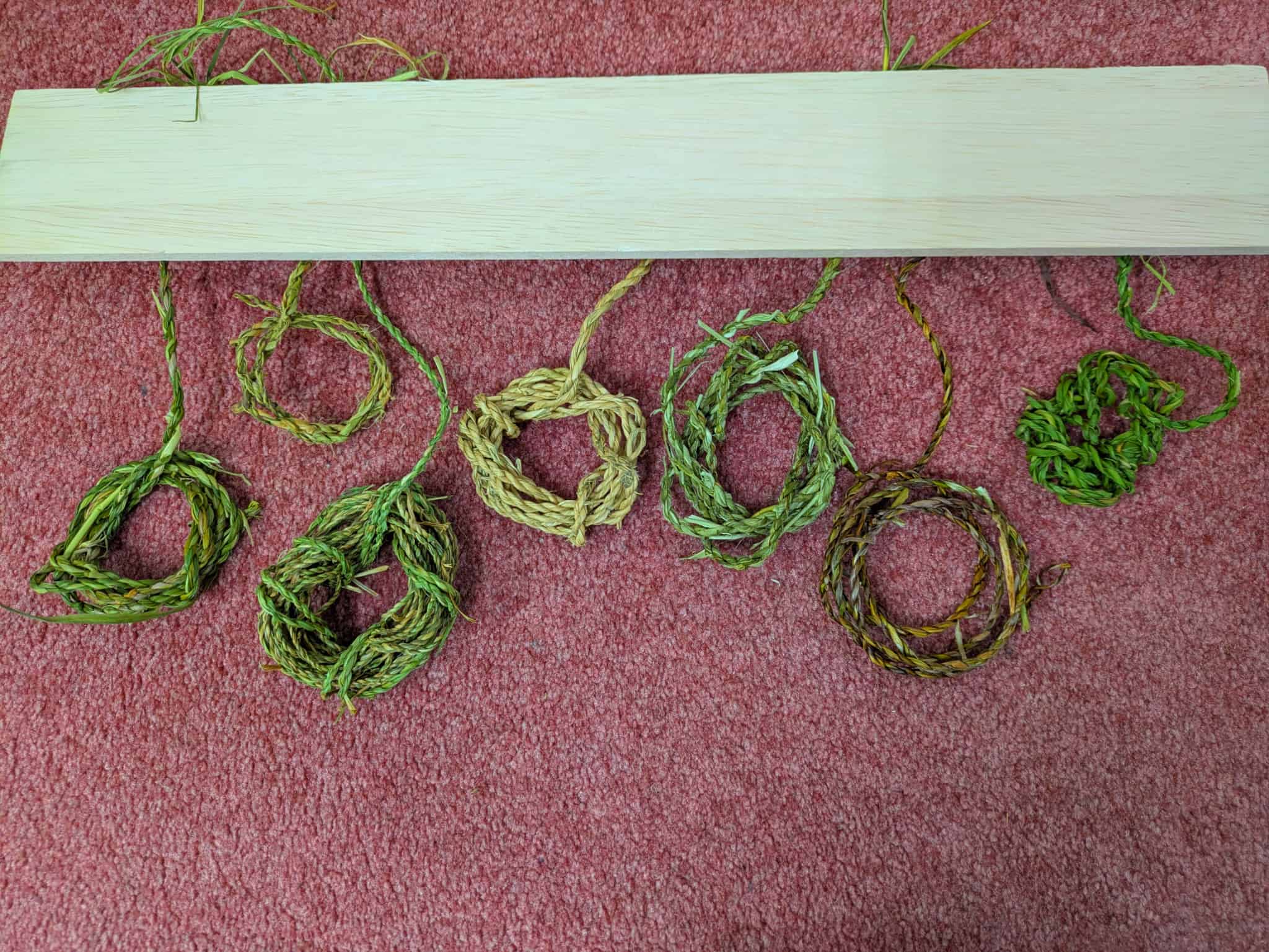 アゼナルコで作った紐